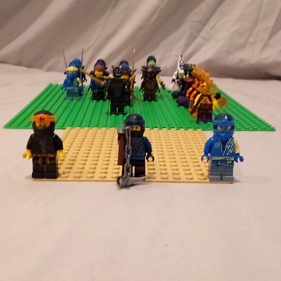 LEGO Minifigure Ninjago Lot 26 Pcs Pythor Garamadon Sensi Wu - Picture 3 of 10
